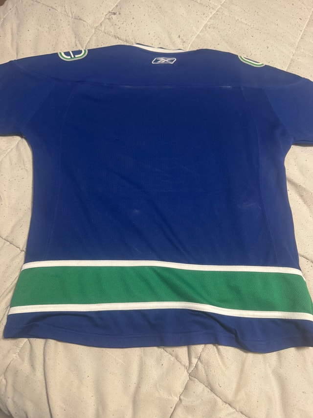 Reebok Canucks Jersey - photo 3