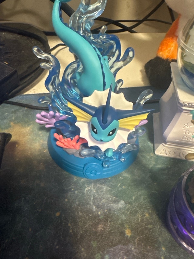 Vaporeon Figure