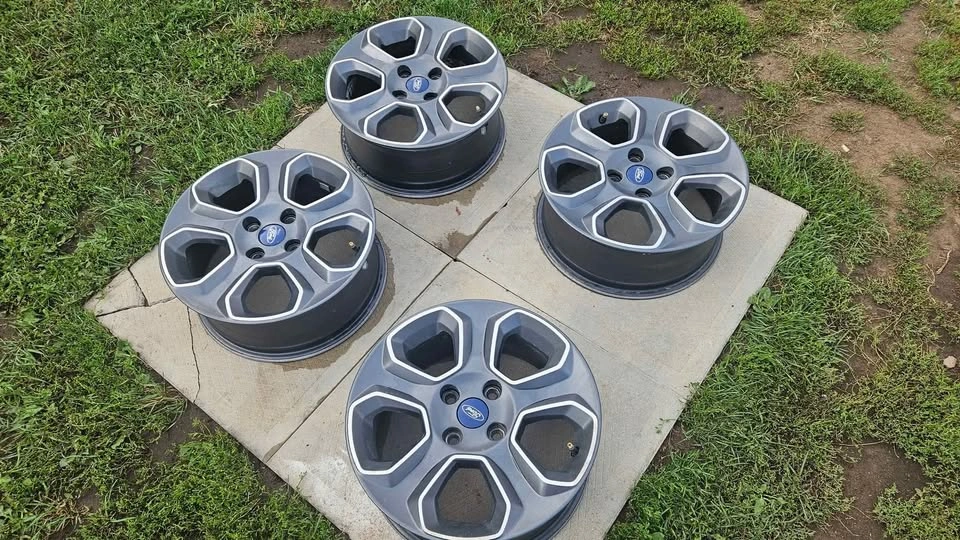 Factory Ford Rims with Tire Pressure Sensors 16"