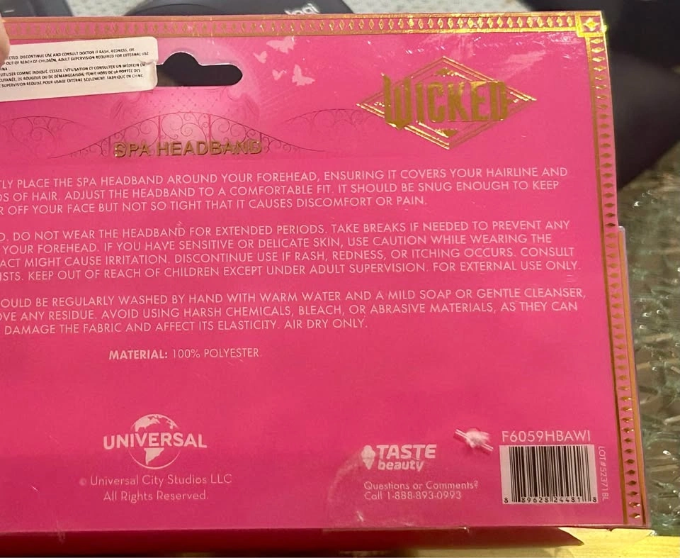 Wicked Universal Studios Pink Bow Spa Headband - photo 2