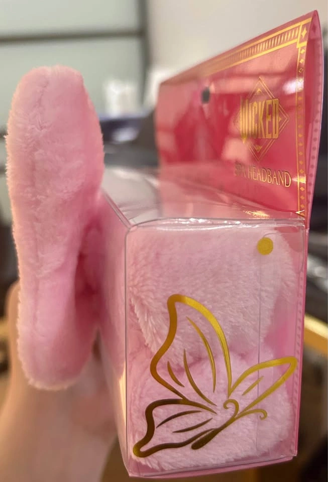 Wicked Universal Studios Pink Bow Spa Headband - photo 3