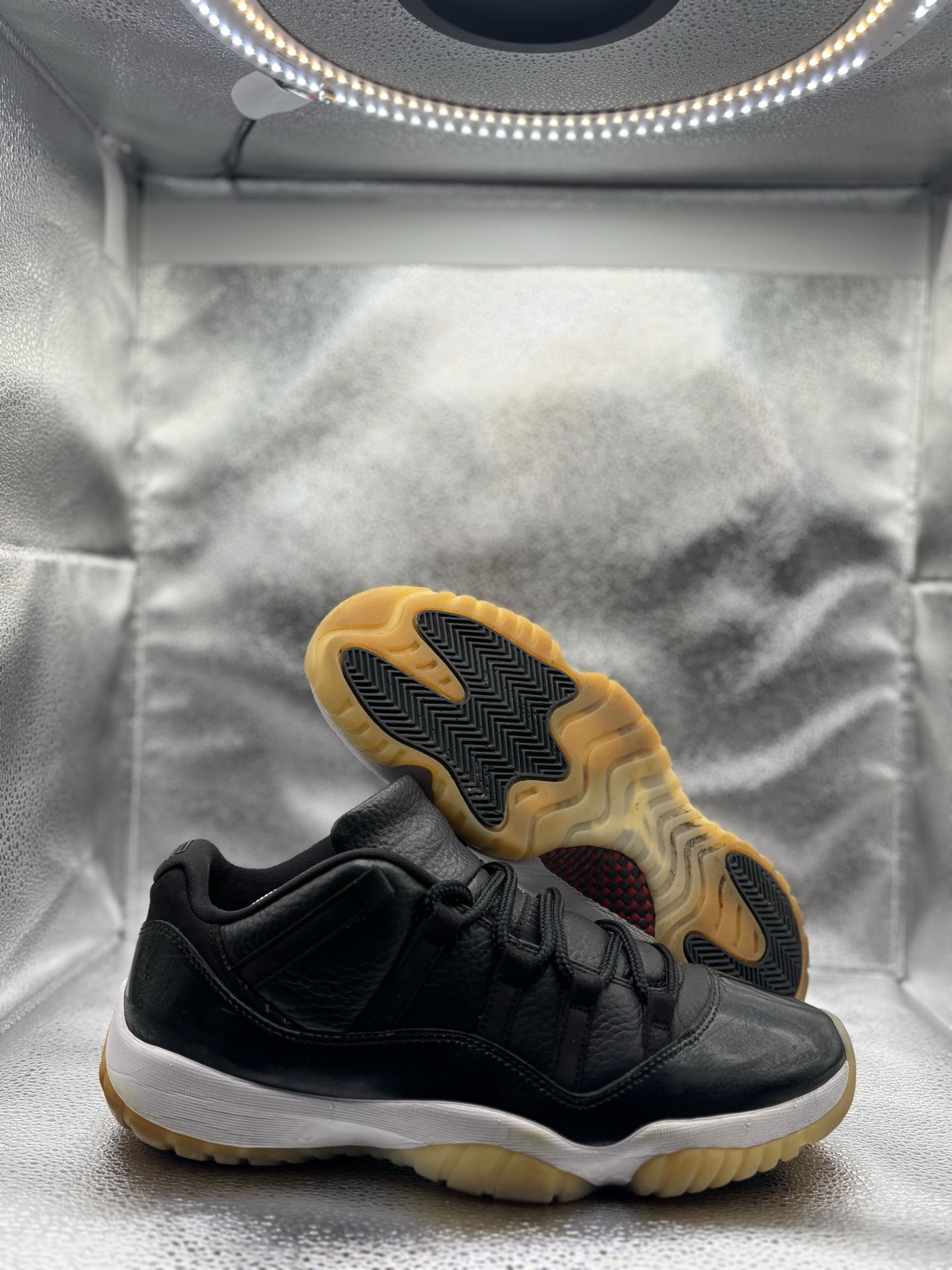 Air Jordan 11 low 72-10