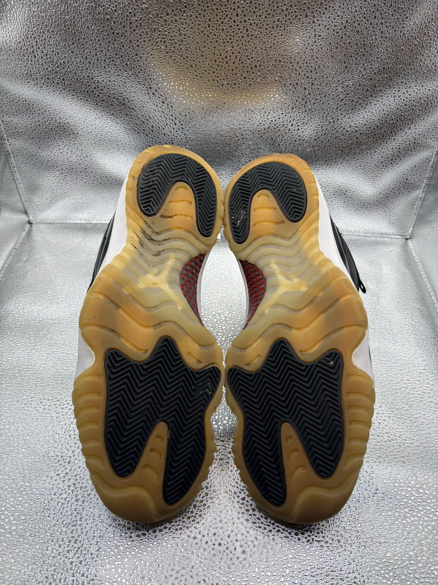 Air Jordan 11 low 72-10 - photo 3