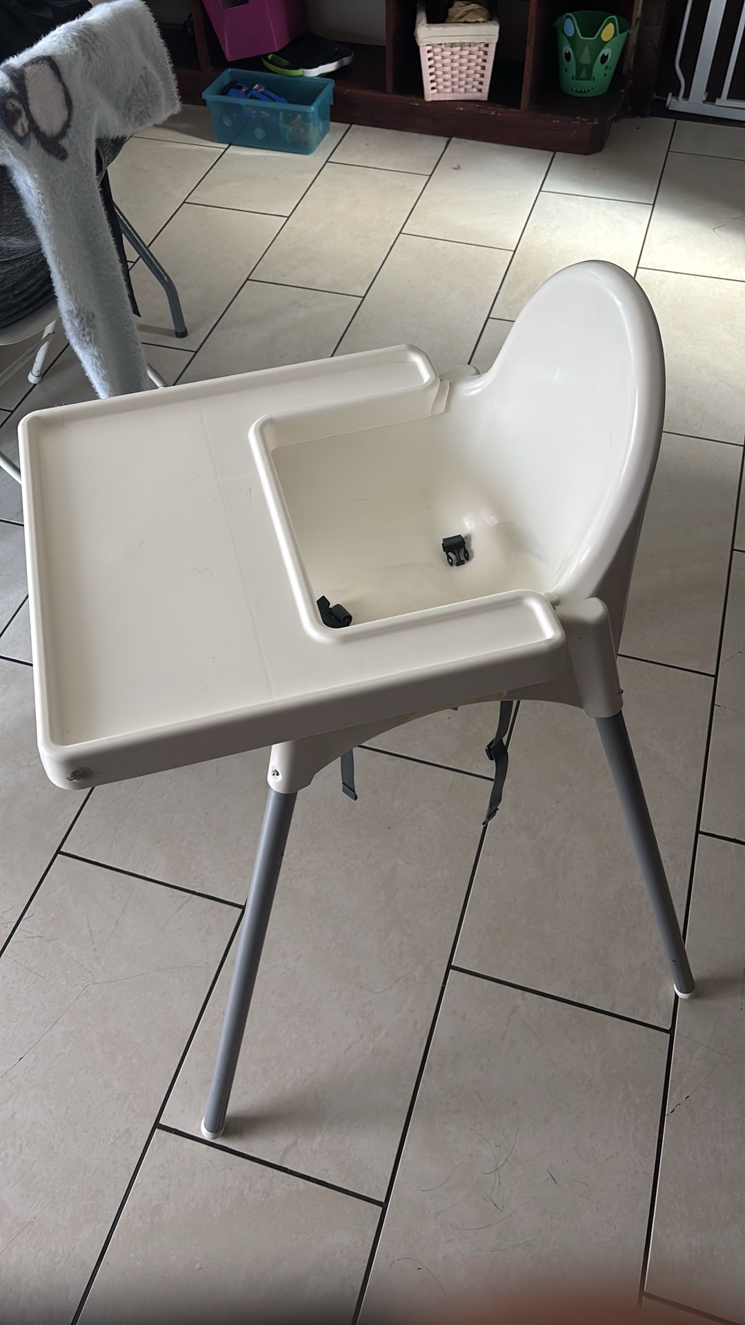IKEA High Chair - photo 2