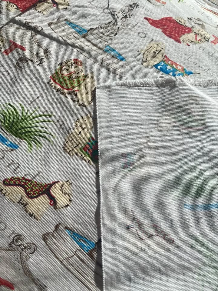 Lightweight Cotton Denim London Motif with Dogs - photo 3