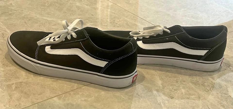 Vans Black and White Sneakers US Men 10.5