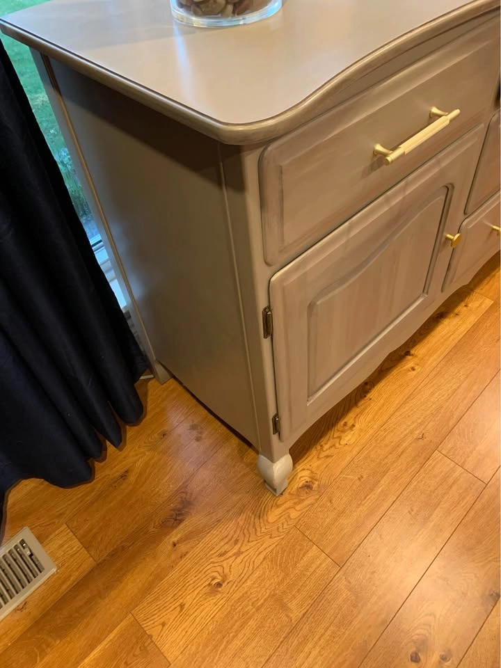 Solid Cherry French Provincial Buffet-Sideboard / Dresser - photo 3