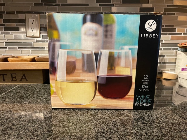 Libbey Wine Glasses - photo 2