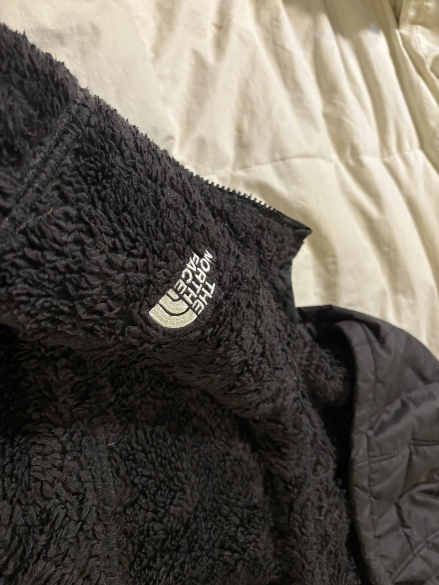 North Face Reversible Jacket Sz 10/12 - photo 4