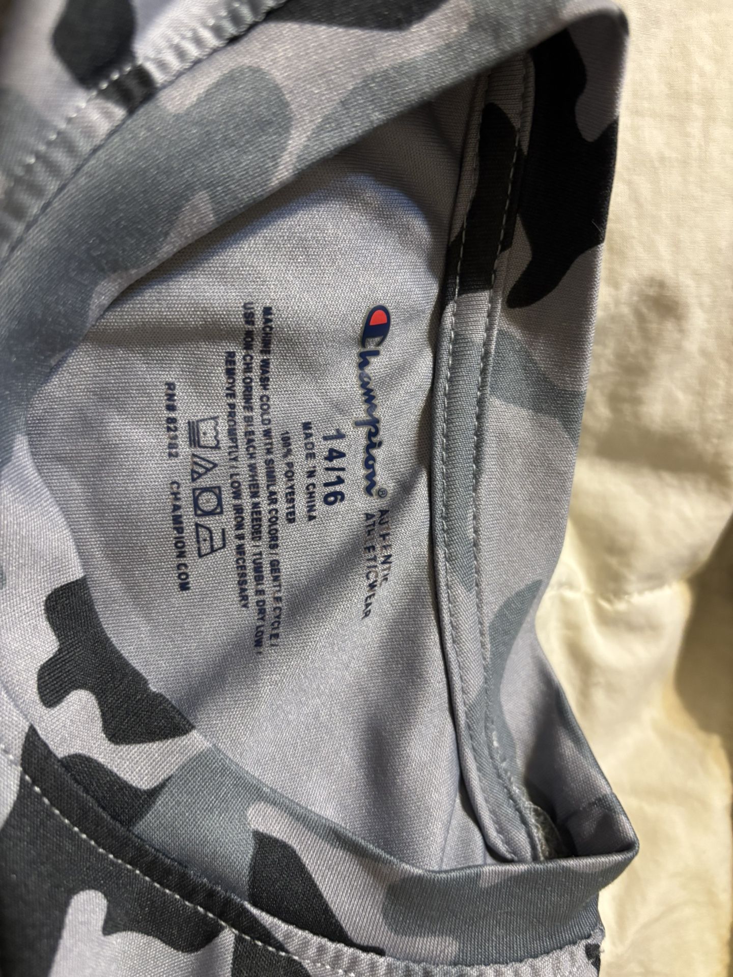 Champion Tee Sz 14/16 - photo 3