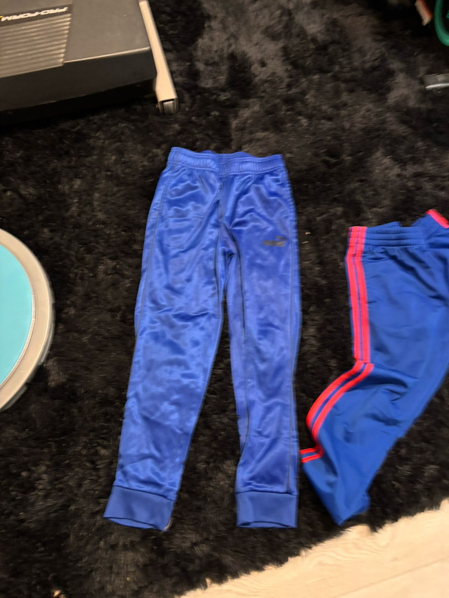 Adidas Sweat Pants Size 10/12 - photo 2