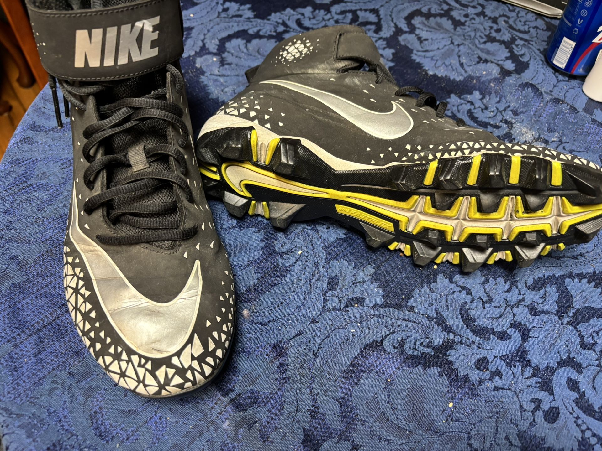 Nike Savage Football Cleats Size 10.5 - photo 2