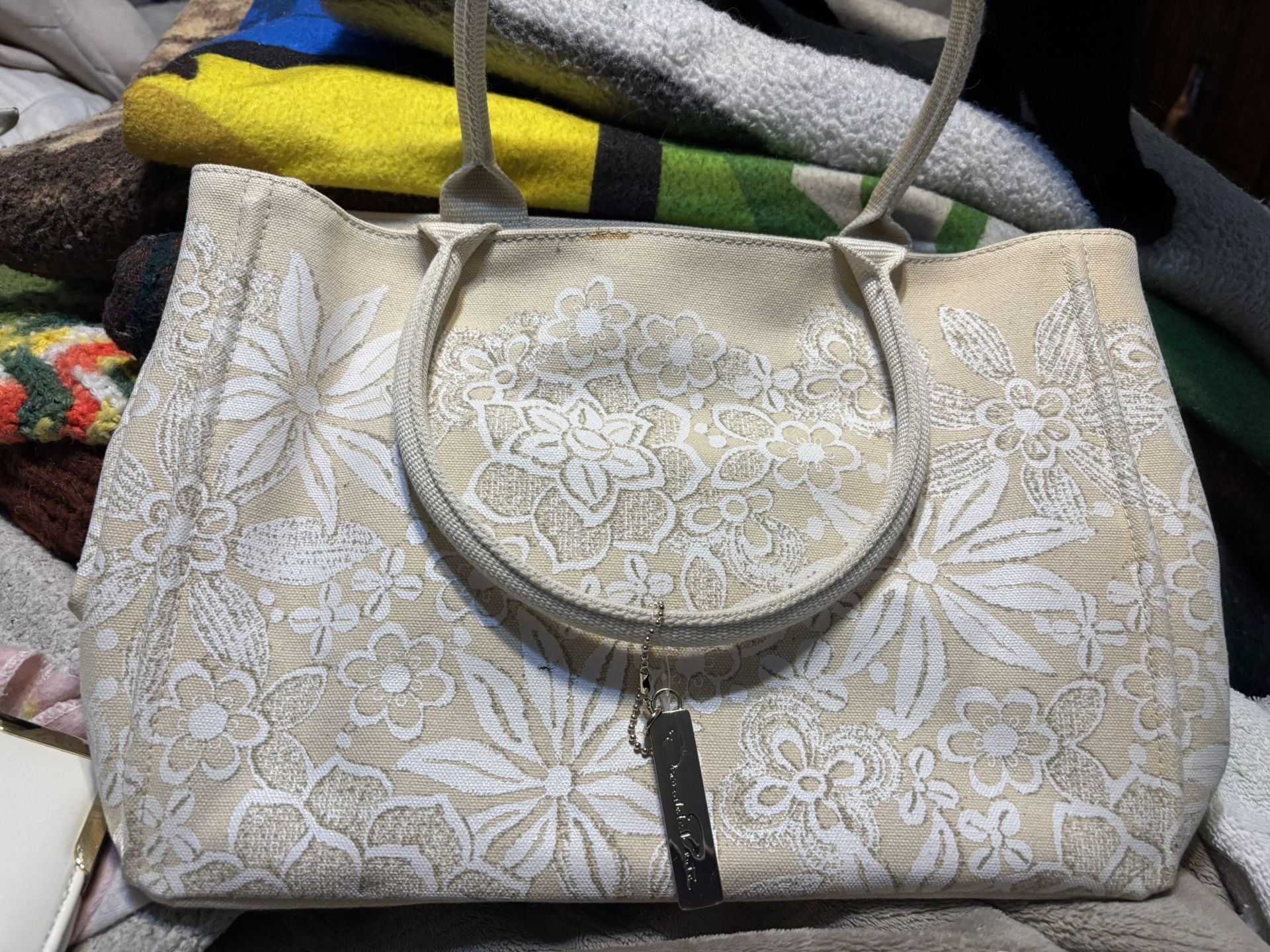 Oscar De La Renta Tote Bag