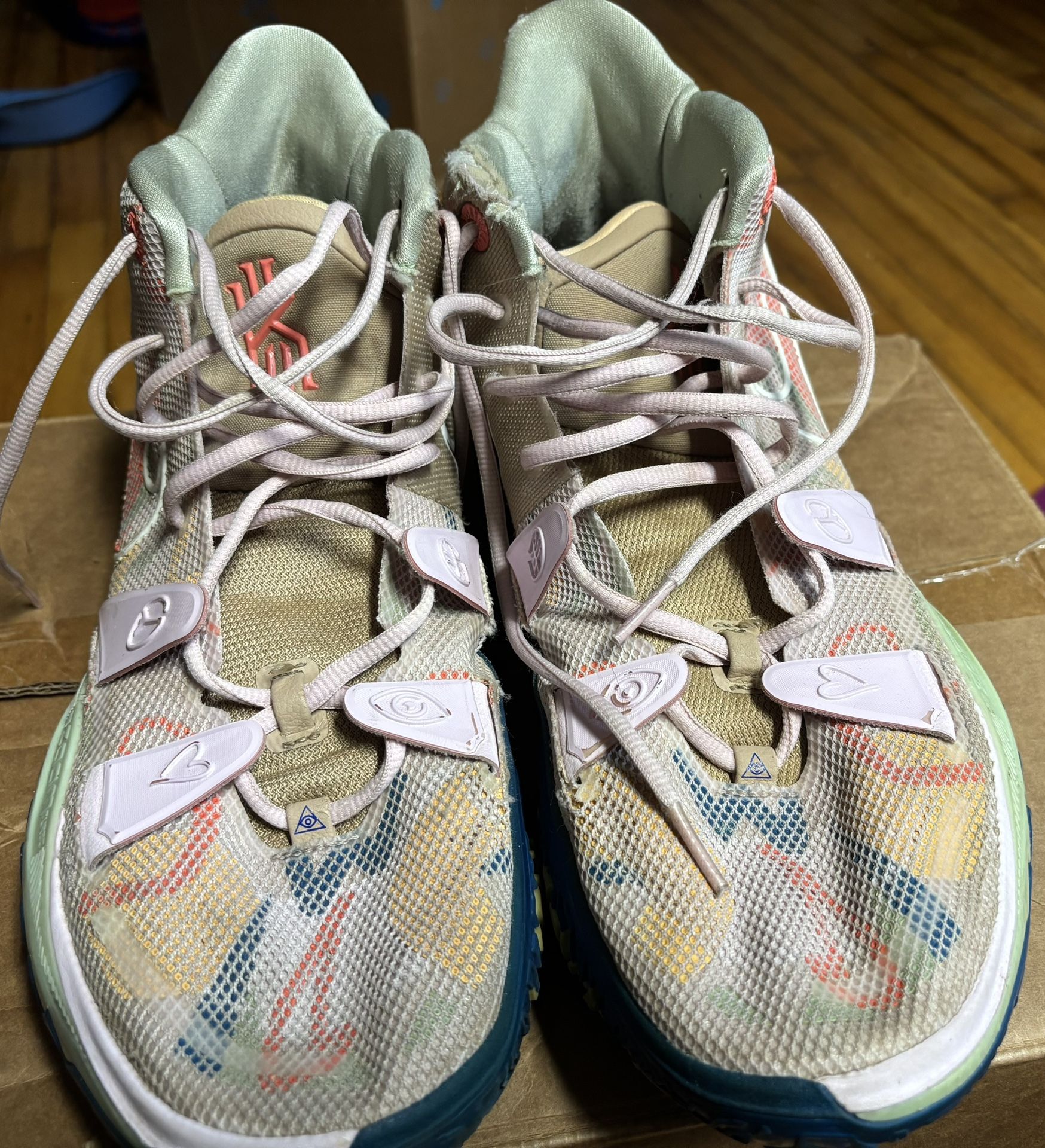 Nike Kyrie 7 - 1 World 1 People - Size 15