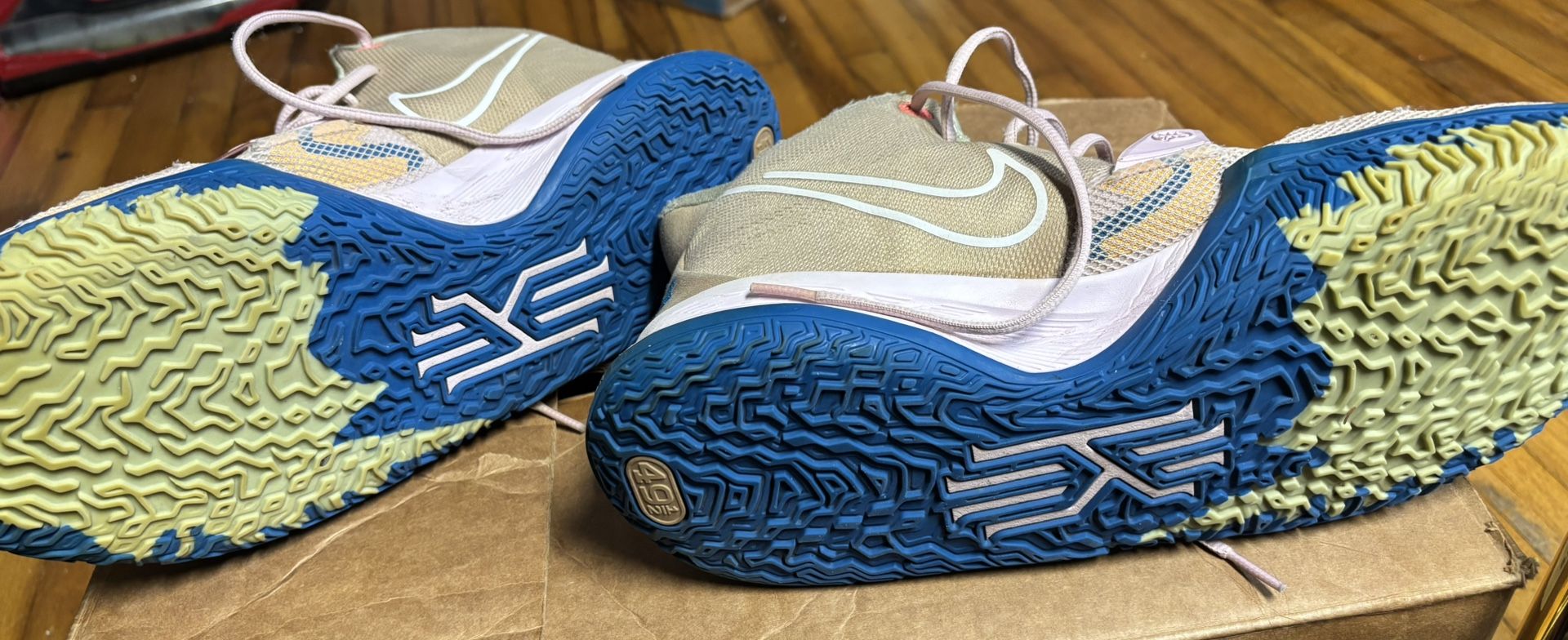 Nike Kyrie 7 - 1 World 1 People - Size 15 - photo 3