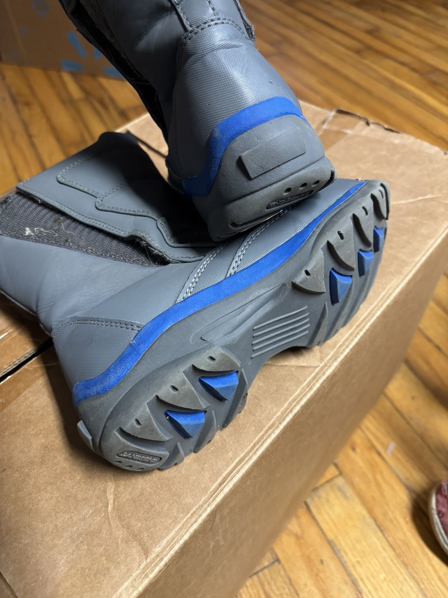 LandsEnd Kids Snow Boots Size 2Y - photo 2