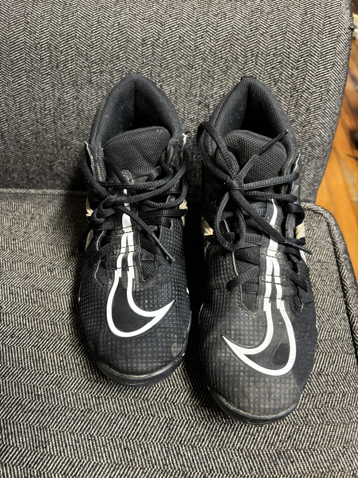 Nike Fast flex Football Cleats Size 5.5Y