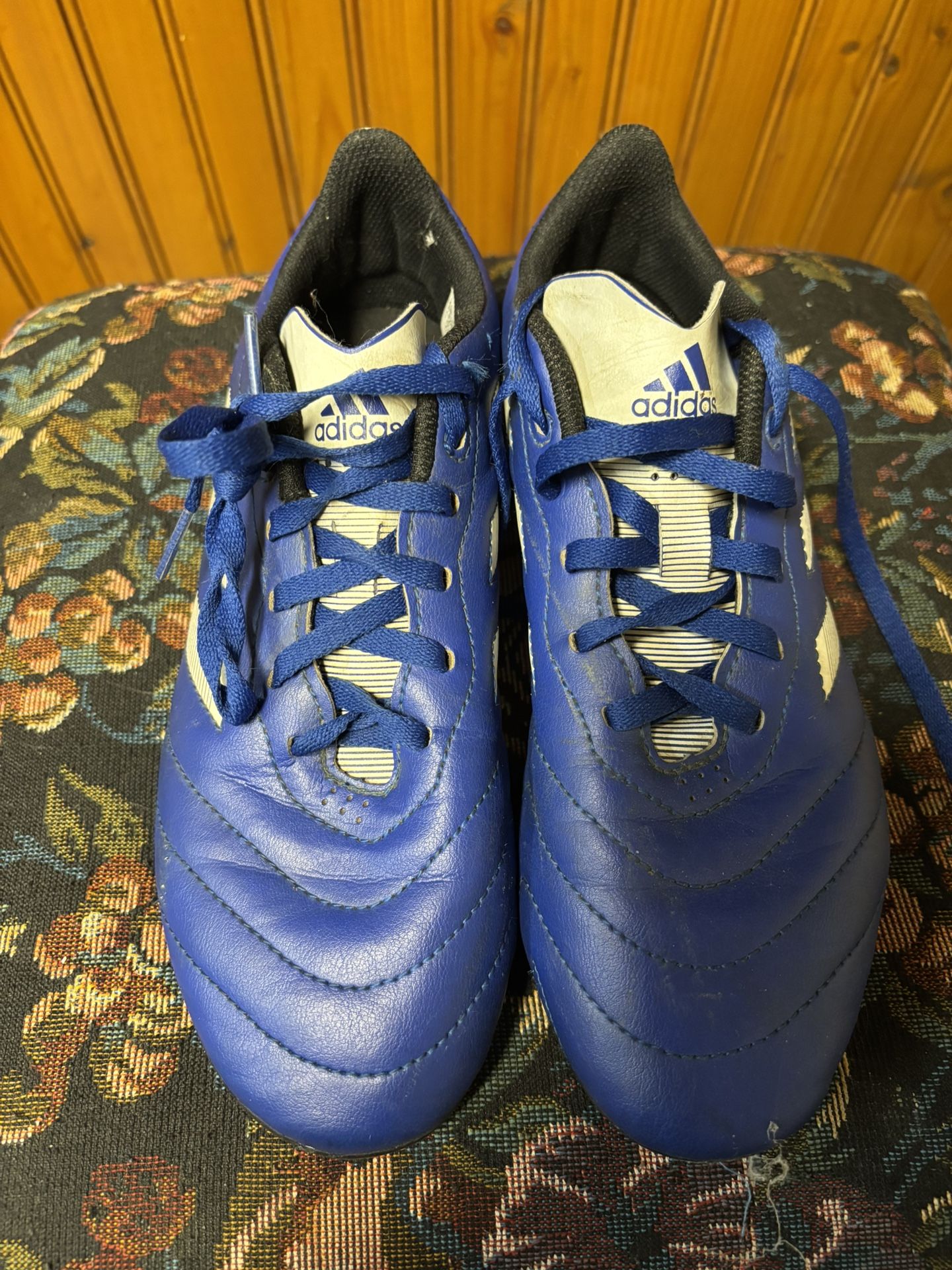 Adidas Soccer Cleats Size 6 - photo 2