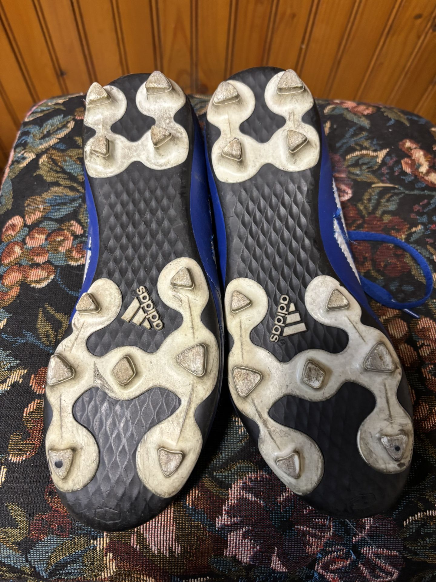 Adidas Soccer Cleats Size 6 - photo 3