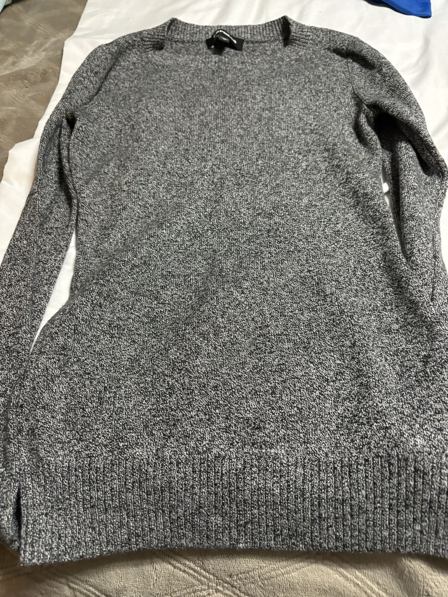 Express Sweater - photo 2