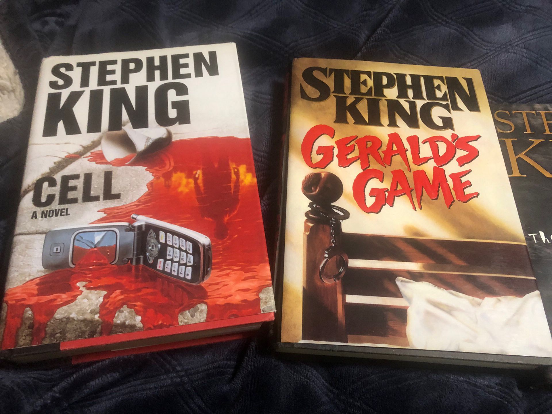 6 Stephen King Hardcover Books - photo 4