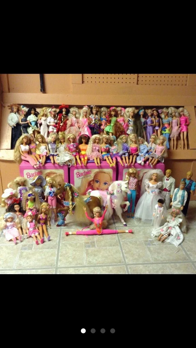 Tons of Barbie dolls & horses for sale