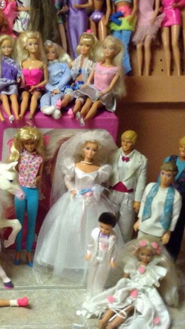 Tons of Barbie dolls & horses for sale - photo 3