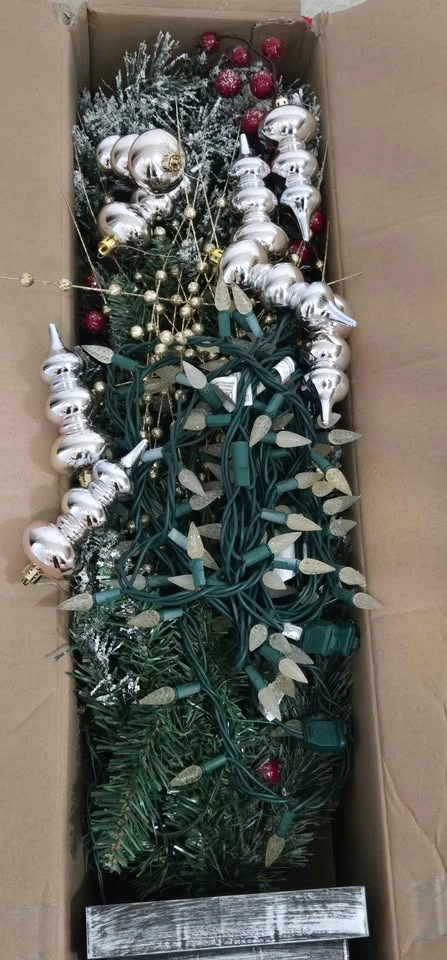 Porch Pine tree / Small Christmas Tree - photo 3