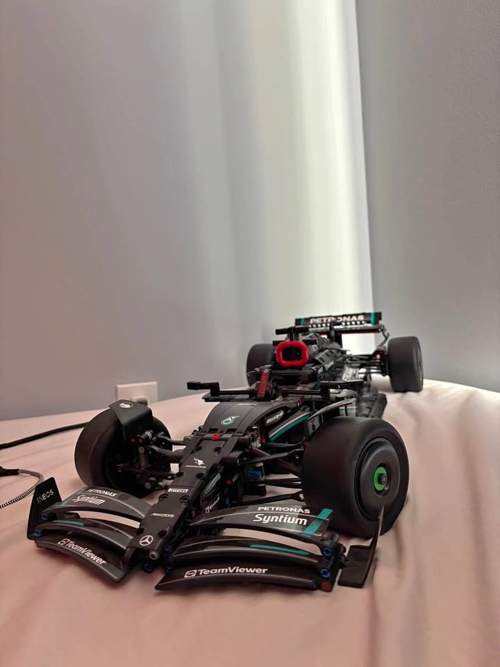Lego F1 W14 Car