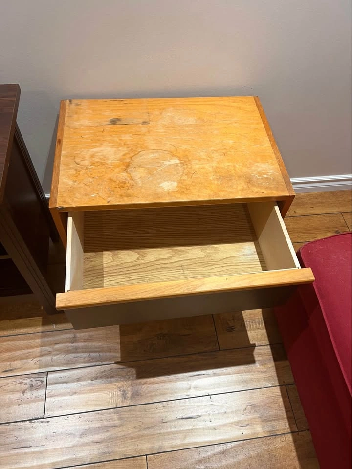 Bedside table with drawer - photo 2