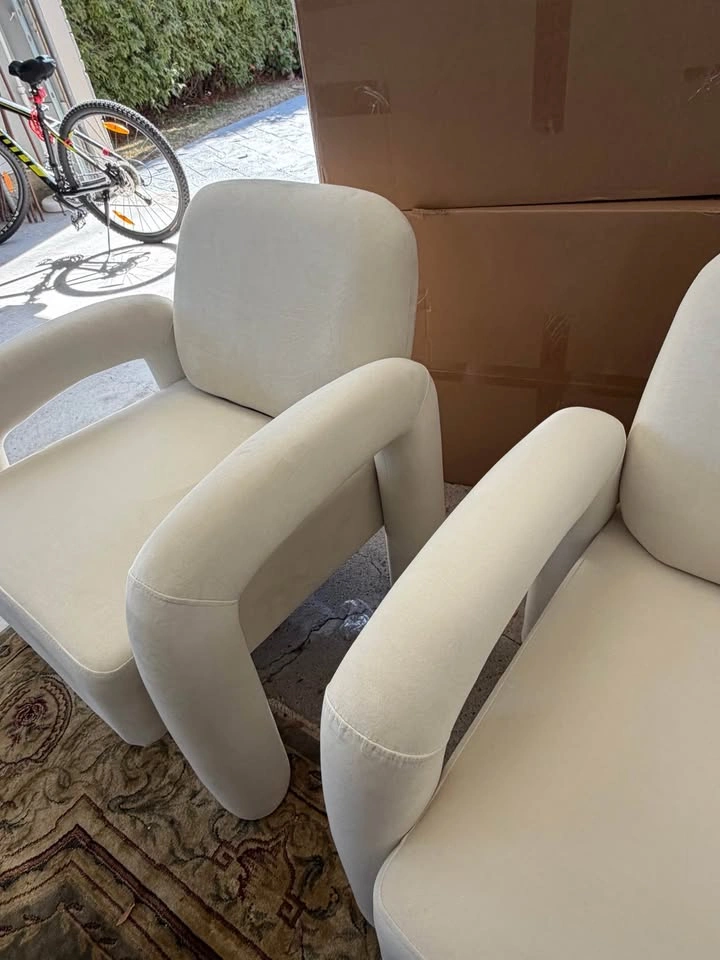 NEW - Modern Cream Velvet Accent Armchairs (2) - photo 4