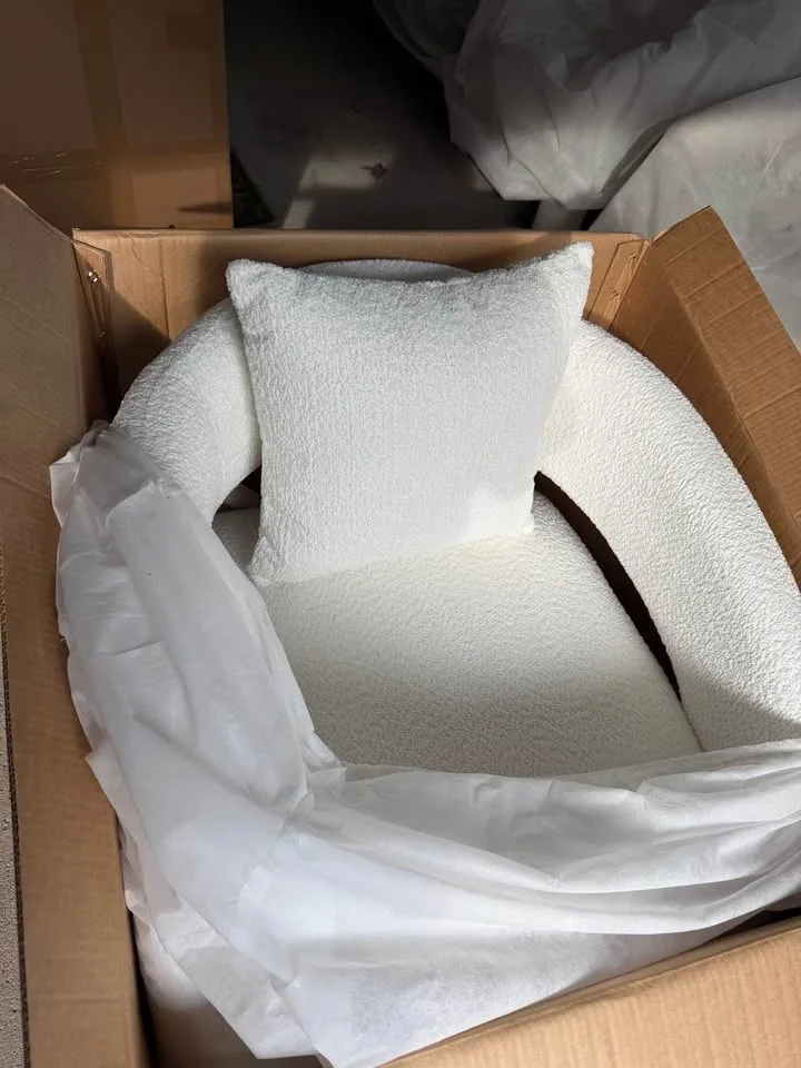 2 High End Modern Accent Chairs - New in Box - photo 4
