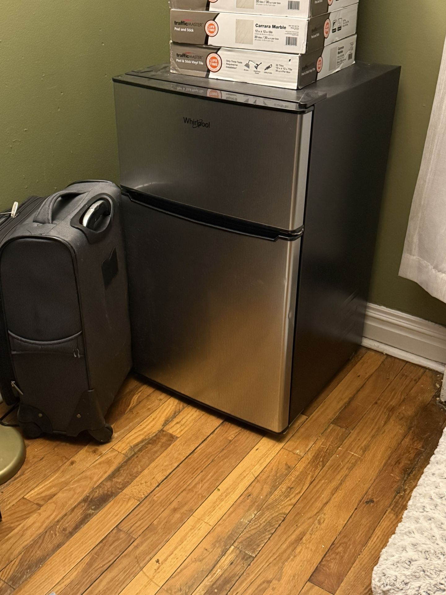 Office / College Refrigerator - photo 2