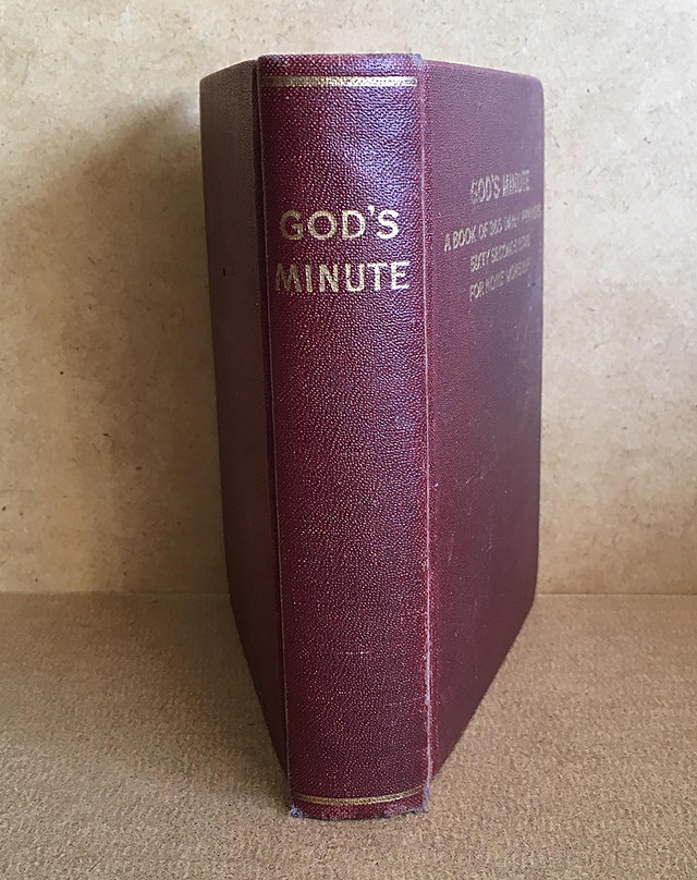God's Minute: 365 Daily Prayers for Home Worship (1916) - photo 2