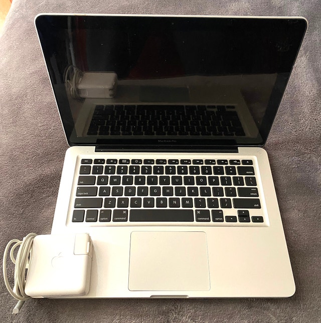 Apple MacBook Pro Laptop 2011 & Charger Cord - photo 2