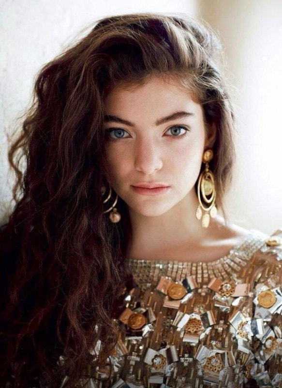 Canada's Fashion Magazine May 2014 Lorde Daily Look Younger Now - photo 5