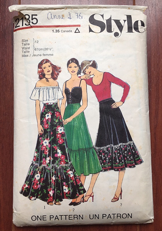 Vintage McCall's & Simplicity Sewing Patterns - photo 3