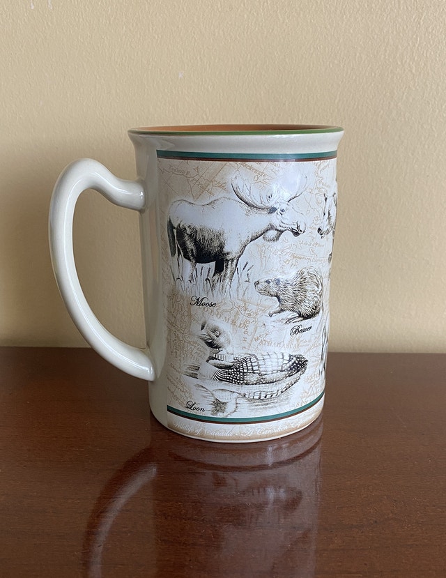 Great Wolf Lodge Coffee Tea Mug Canada Wildlife Animals 5" NEW - photo 3