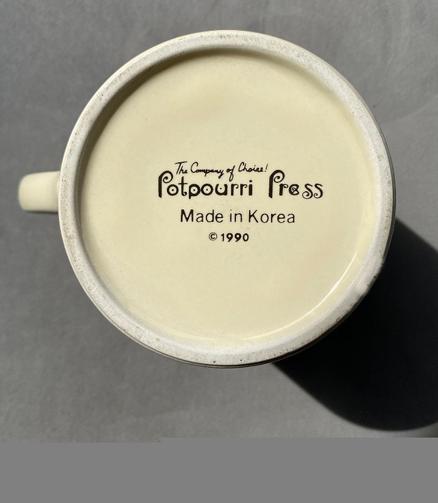 Vintage Potpourri Press A+ Teacher Mug - photo 2