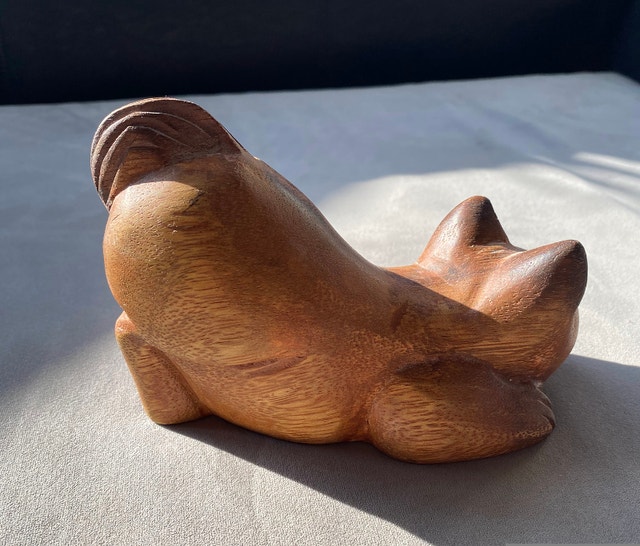 Vintage Handmade Wooden Sculpture Kitty Cat 6 x 4 inches - photo 3