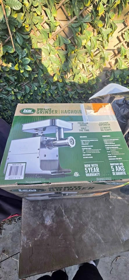 Table top meat grinder was used a few times