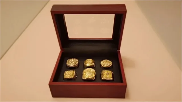 Kobe Bryant Lakers NBA Championship Ring Set - photo 2