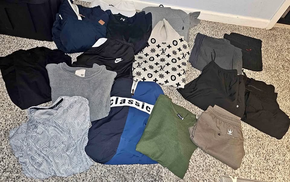 Men's lot of clothing