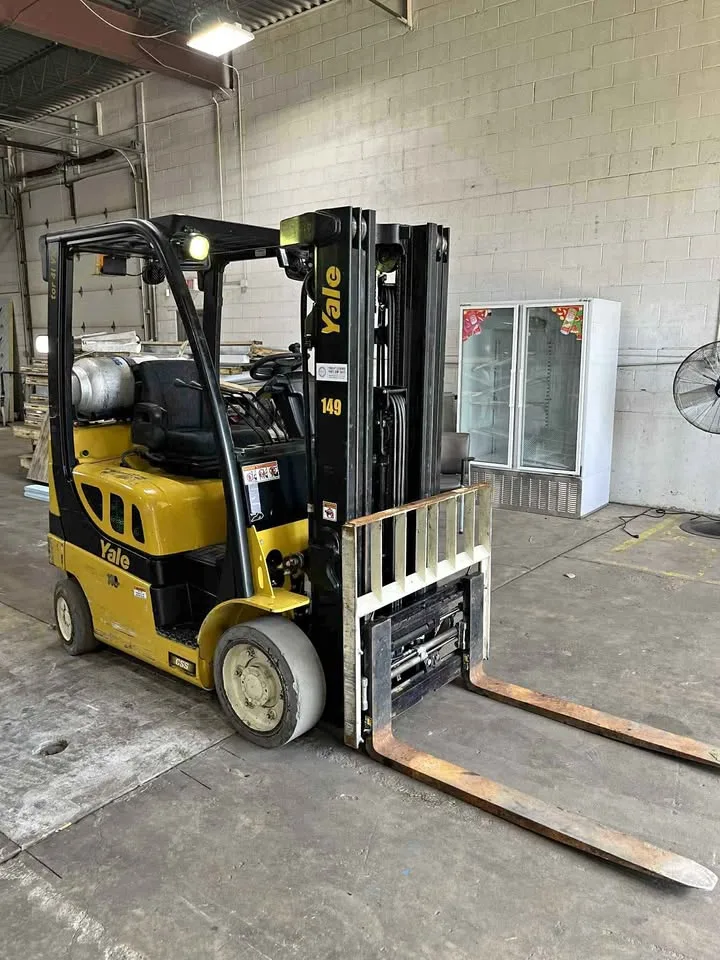 Yale Forklift 2016 thumbnail