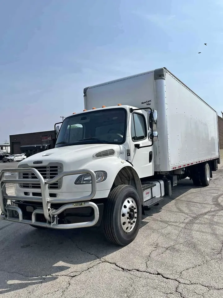 2017 Freightliner M2 Box Truck - 28ft thumbnail