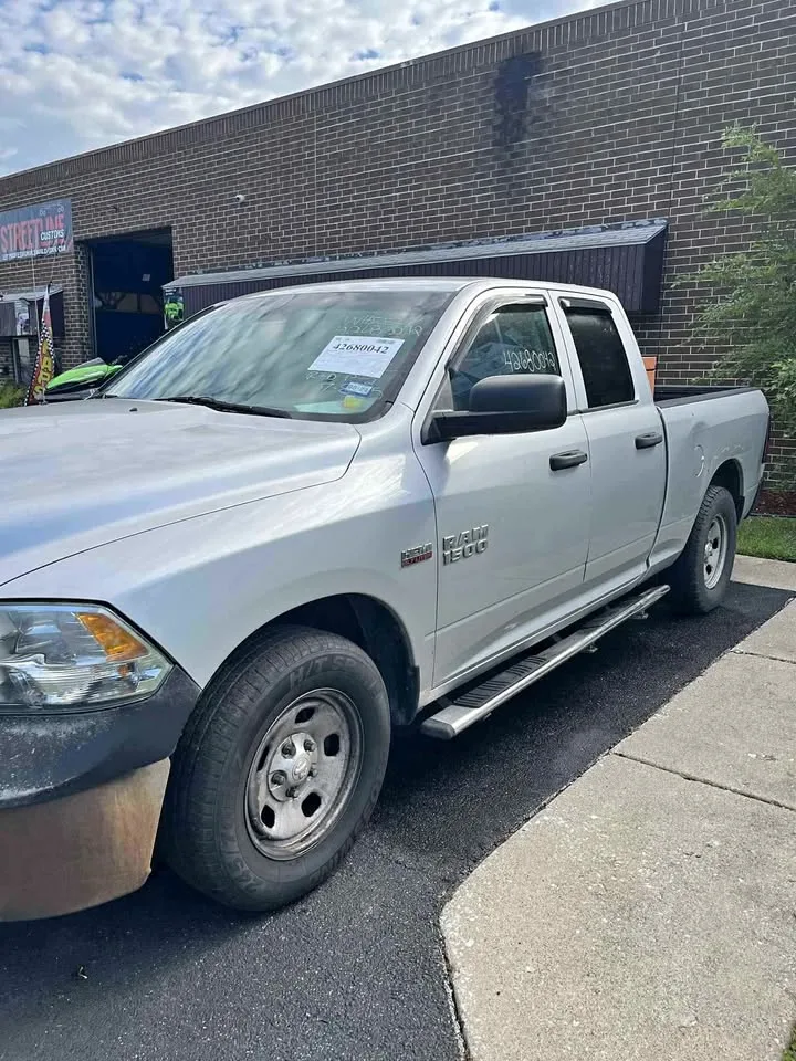 2014 Dodge Ram 1500 thumbnail