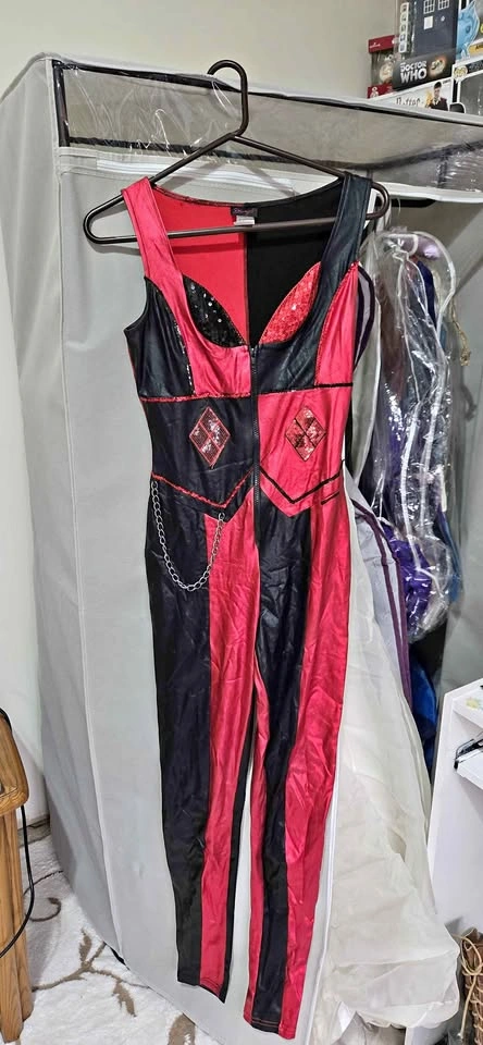 Harley Quinn Jumpsuit Costume and Accessory Kit