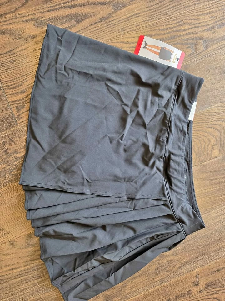 Lolë Tennis Skort