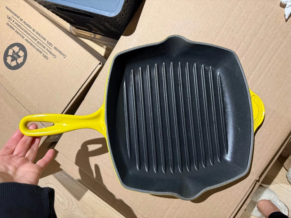 Le Creuset 10” Cast Iron Grill Pan – Yellow (Enameled)