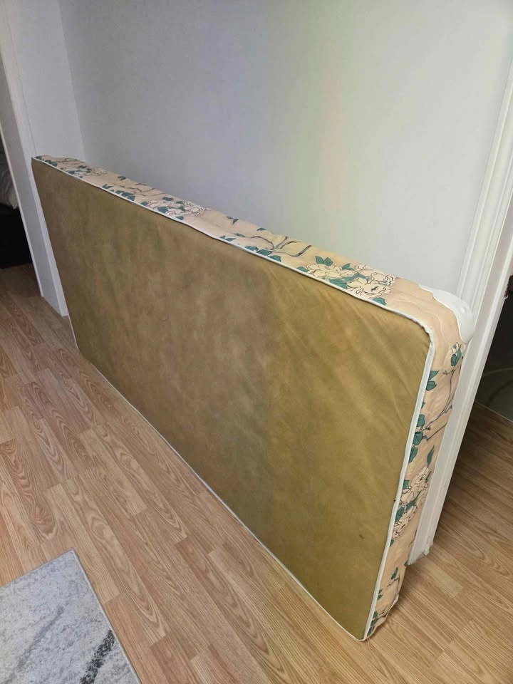Twin Size Box Spring - photo 2